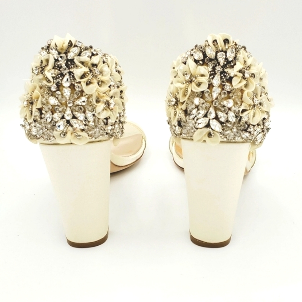 Badgley Mischka Fernanda Ivory heels NWOB - Picture 7 of 11
